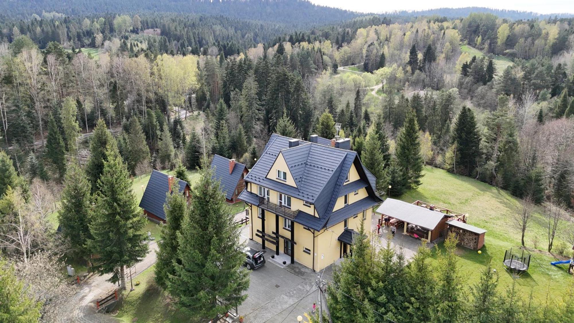 Domki Bieszczady Siedlisko Harenda Czarna  Exterior photo